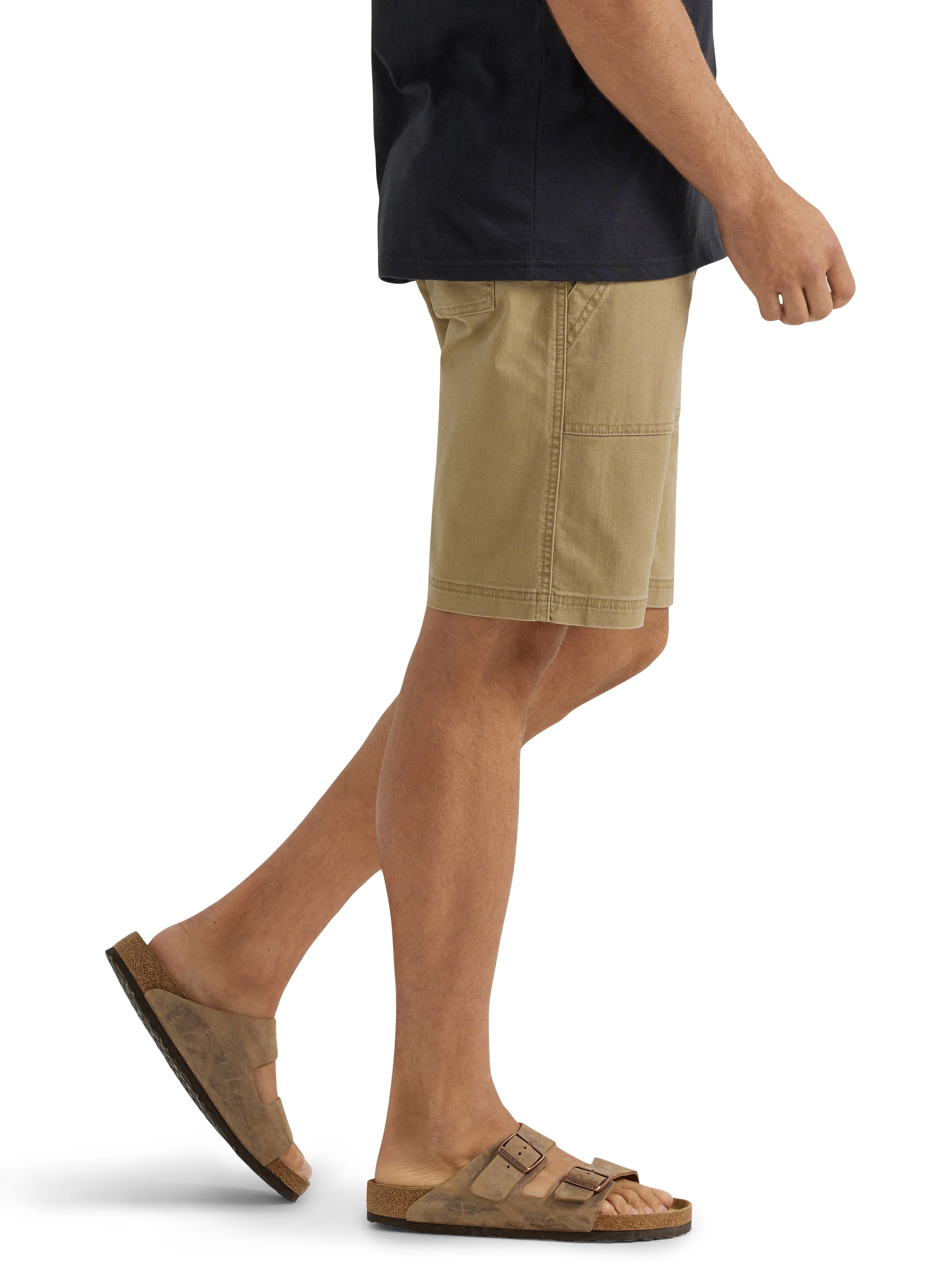 Men's Wrangler 10" Utility Shorts Color: Elmwood Size: 42