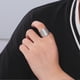 thumbnail image 3 of Anillo de acero inoxidable con siete sellos de ángeles para hombre, hexagrama de brujería, cubo de Metatrón, amuleto de la Cábala de Salomón, talismán, joyería, tamaño 8, plata Metatrón, 3 of 5