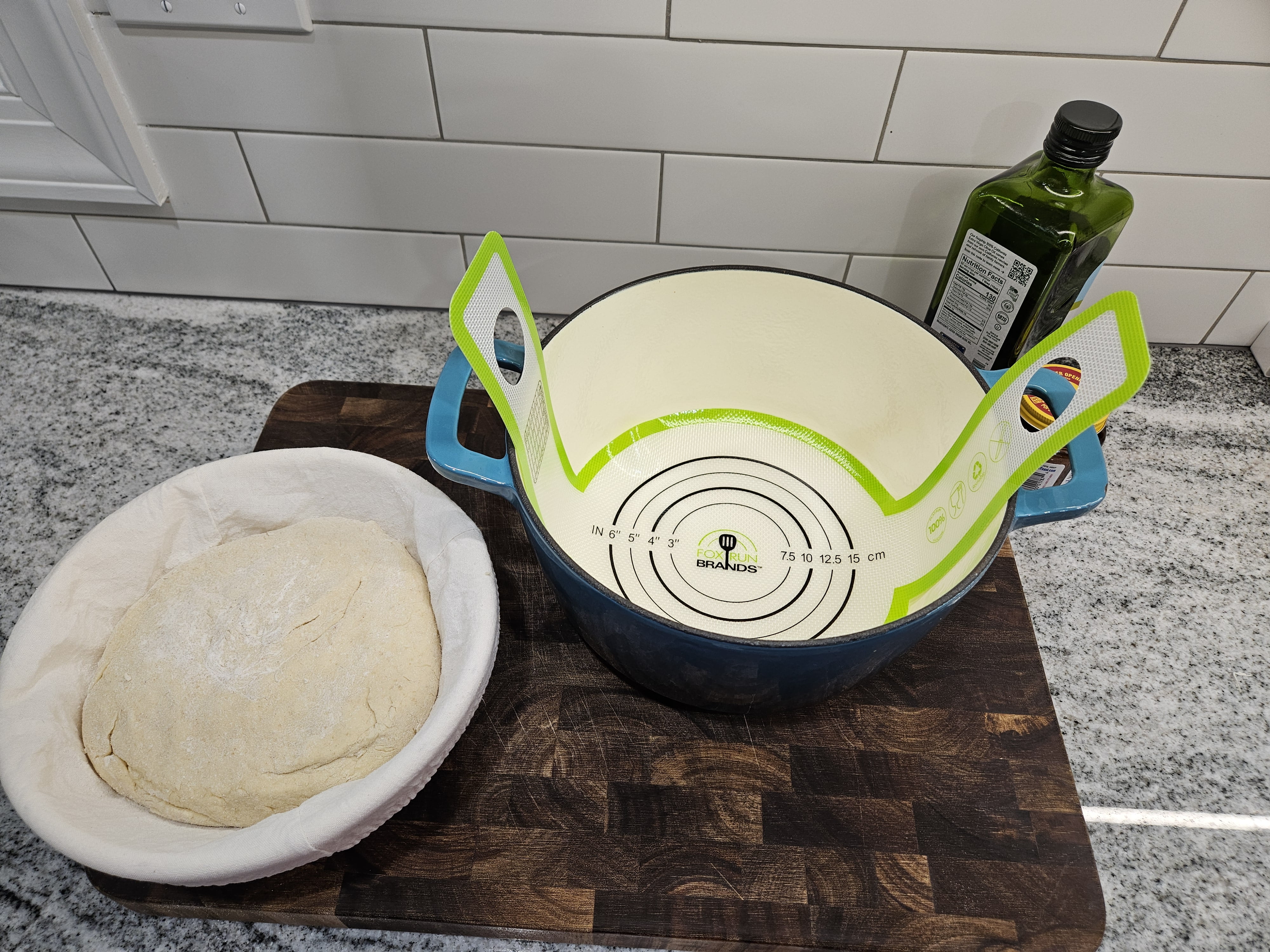 Fox Run Non-Stick Silicone Bread Sling For 4 or 5 Quart Dutch Ovens, Includes Measurements and Conversion Chart