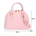 thumbnail image 2 of El bolso de hombro portátil con rombos de color sólido es adecuado para viajar y como bolso de mano para una cita o una fiesta., 2 of 5