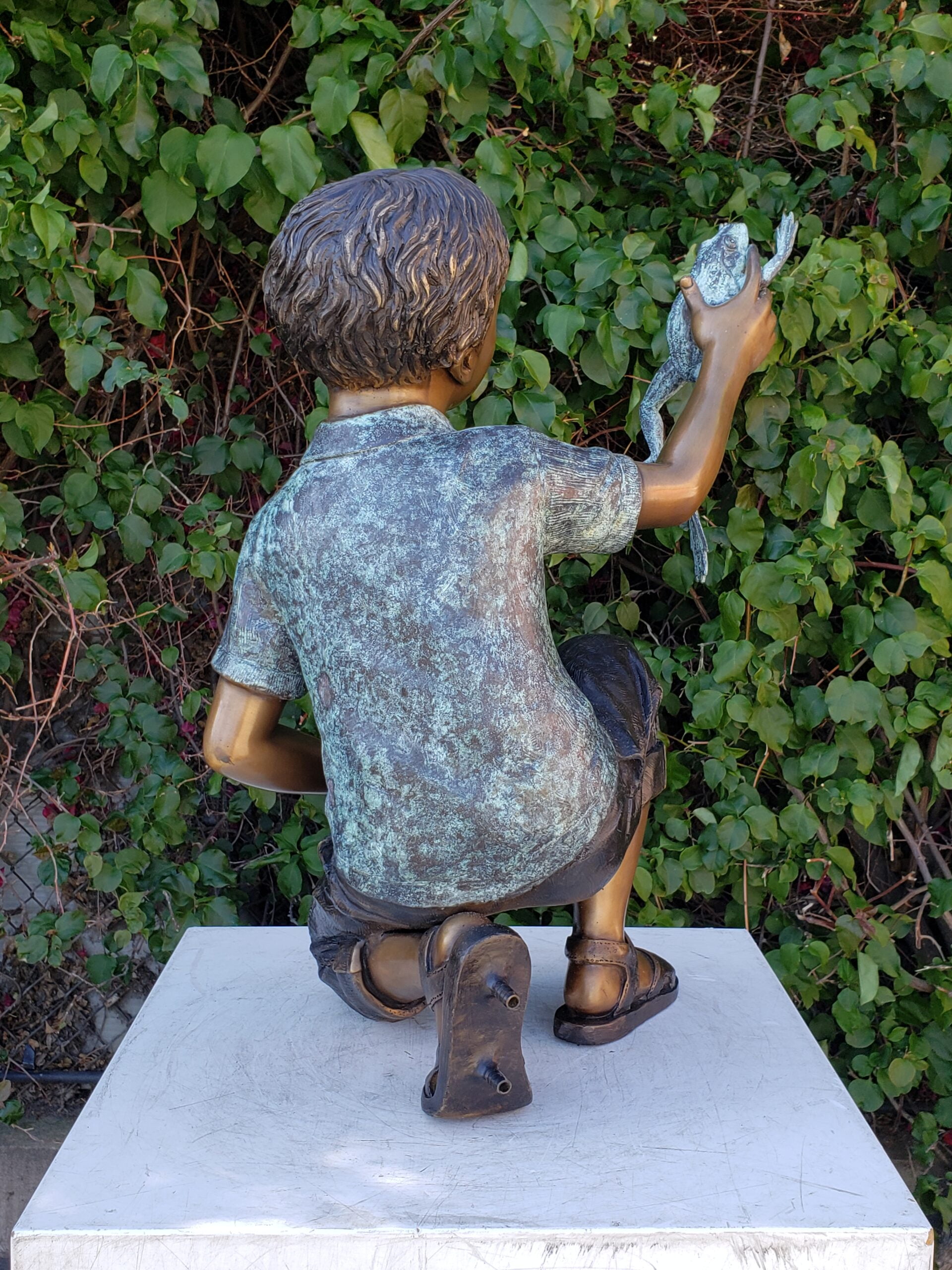 Nifao Little Boy Playing with Two Frogs Outdoor Fountain Statue, Bronze Garden Water Feature Sculpture for Patio & Yard – Garden Outdoor Decor Sculpture, 18"L x 16"W x 25"H