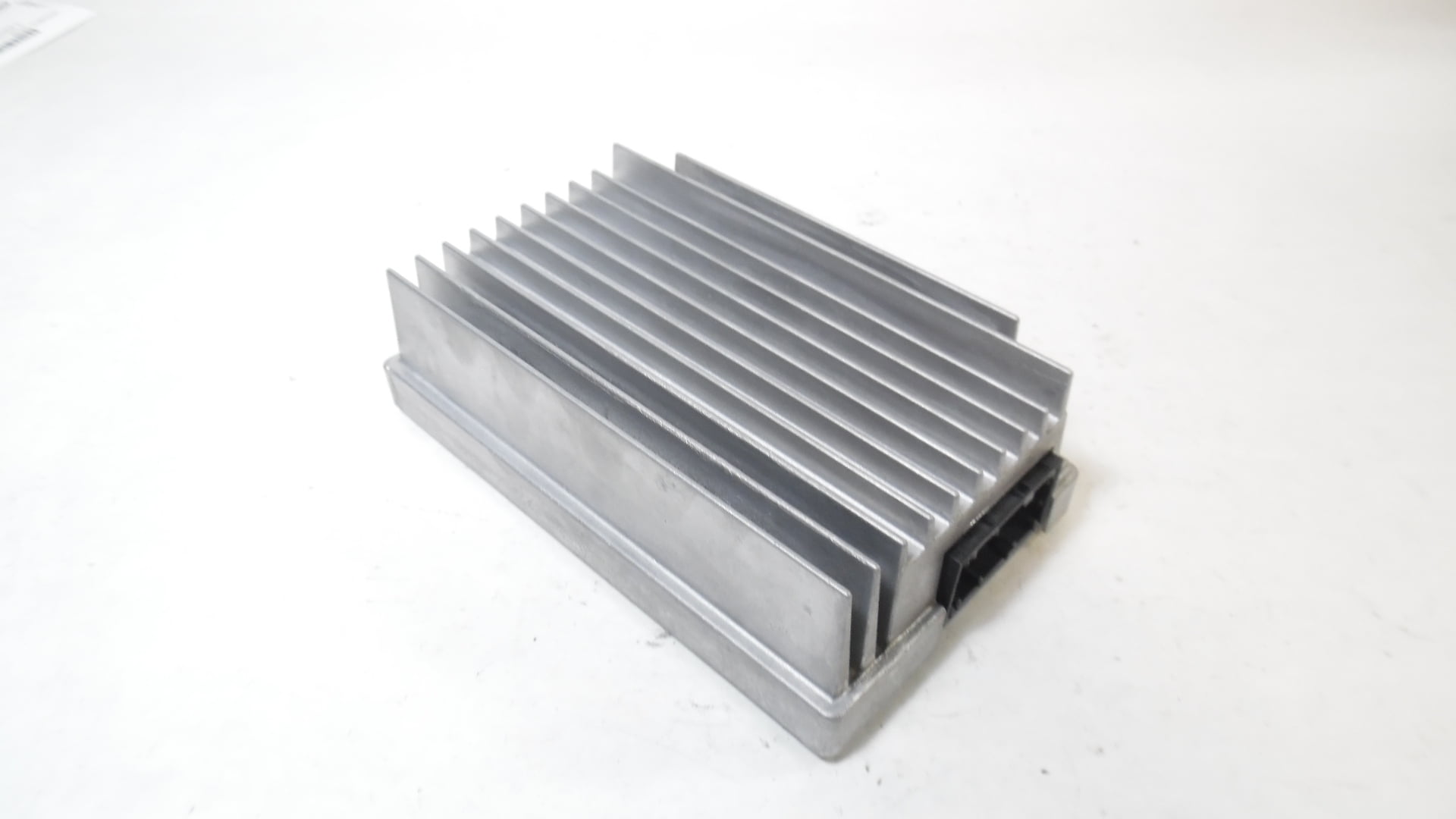 Pre-Owned 2012-2015 BMW X1 Audio Amplifier Amp HiFi OEM - Verify Specific Vehicle Fitment In Description - (Good)