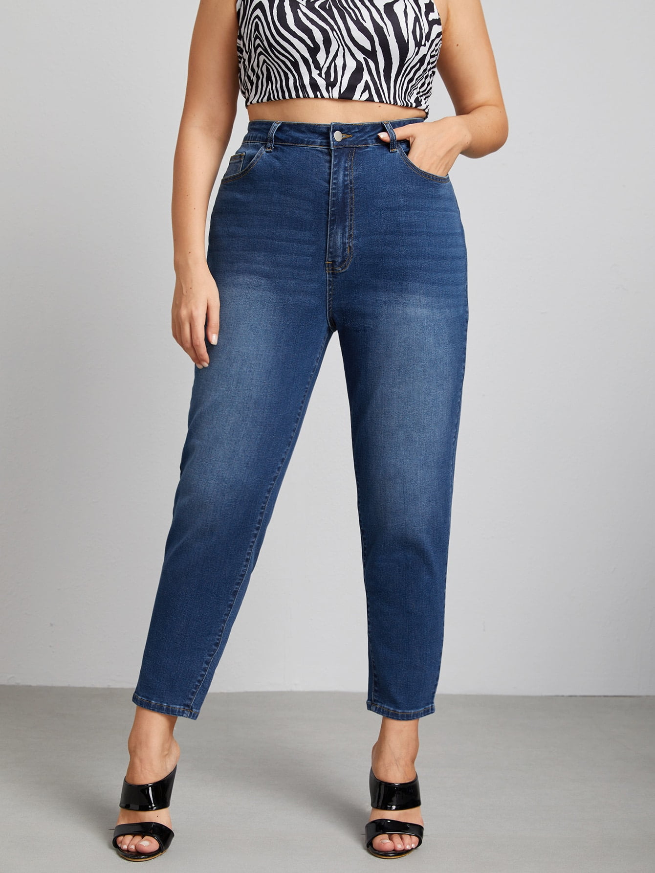 Women's Plus Size High Rise Mom Jeans 