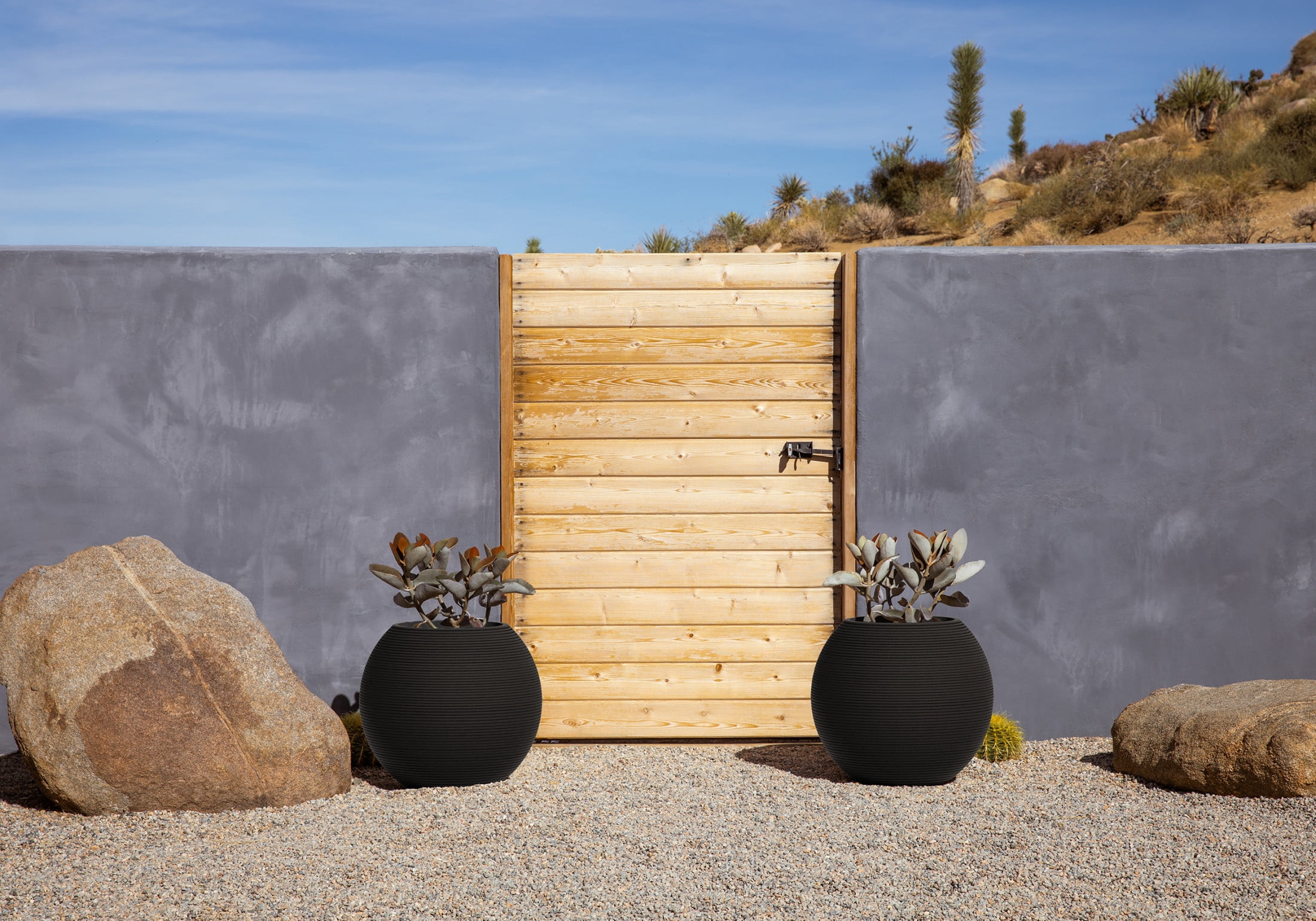 Veradek Strata Series Sphere Plastic-Stone Round Planter - Black, 2 Pack