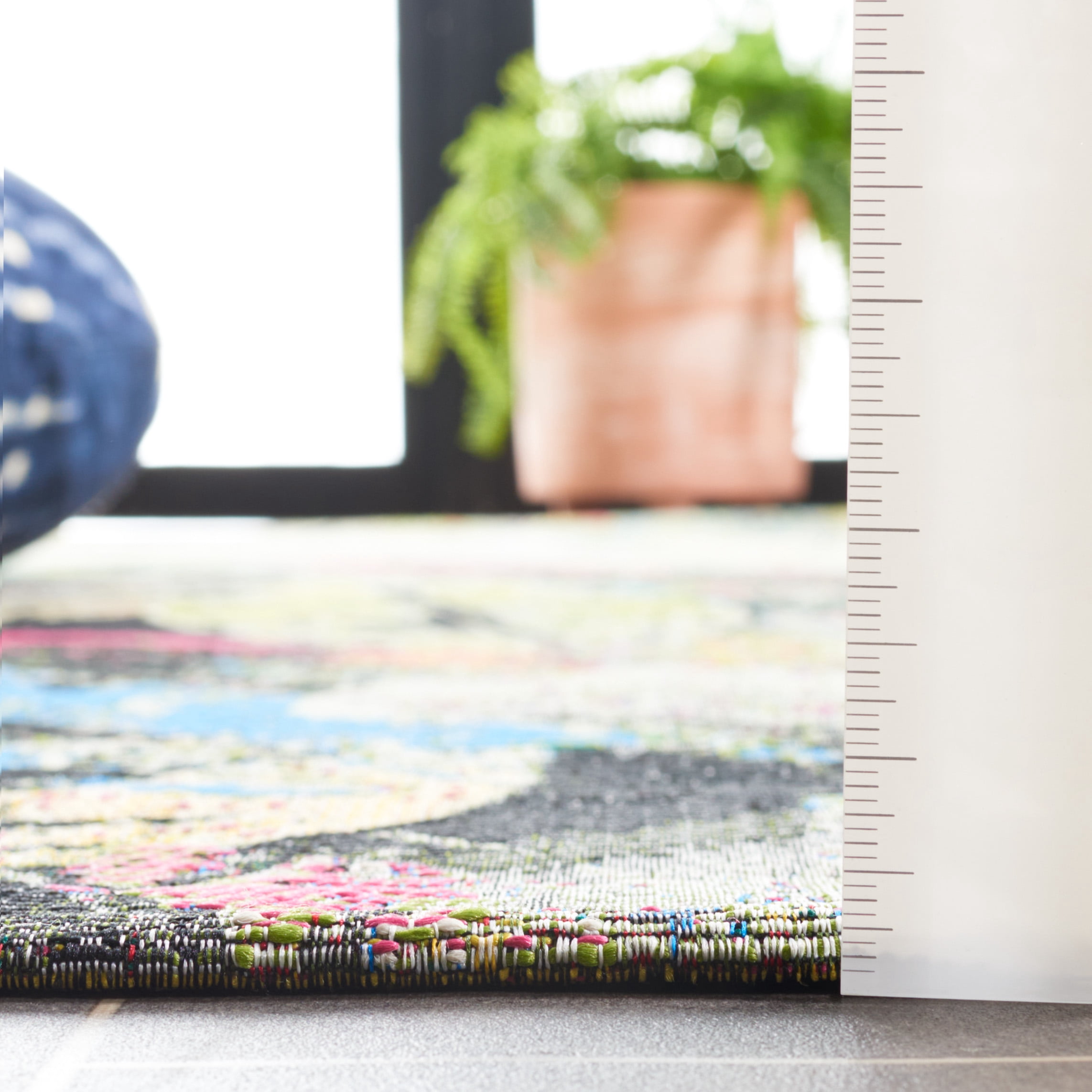 SAFAVIEH Barbados Eamon Botanical Indoor/Outdoor Area Rug, Black Green/Pink, 8' x 10'5"