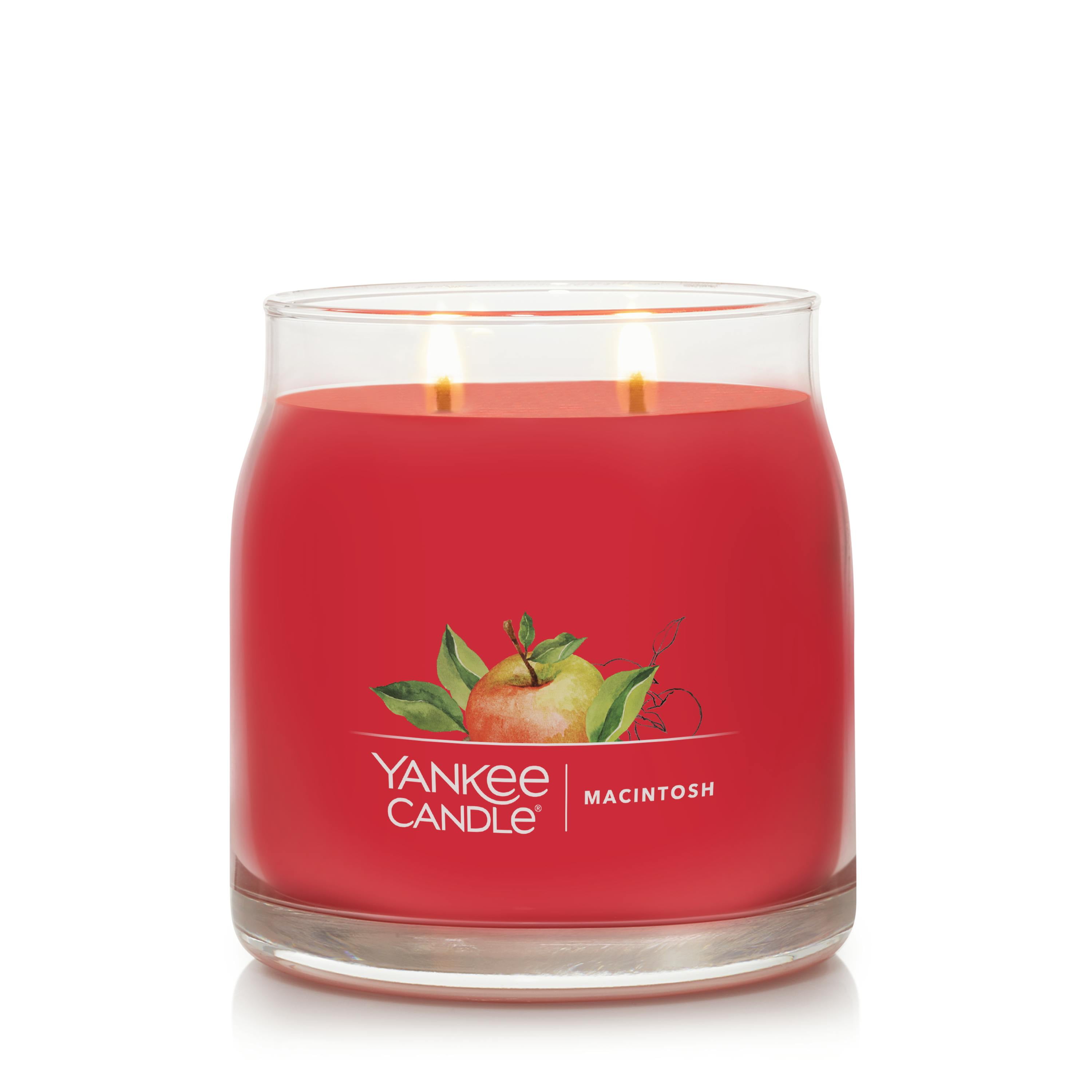 Yankee Candle Signature Medium 2-Wick Candle, Macintosh, 13 oz