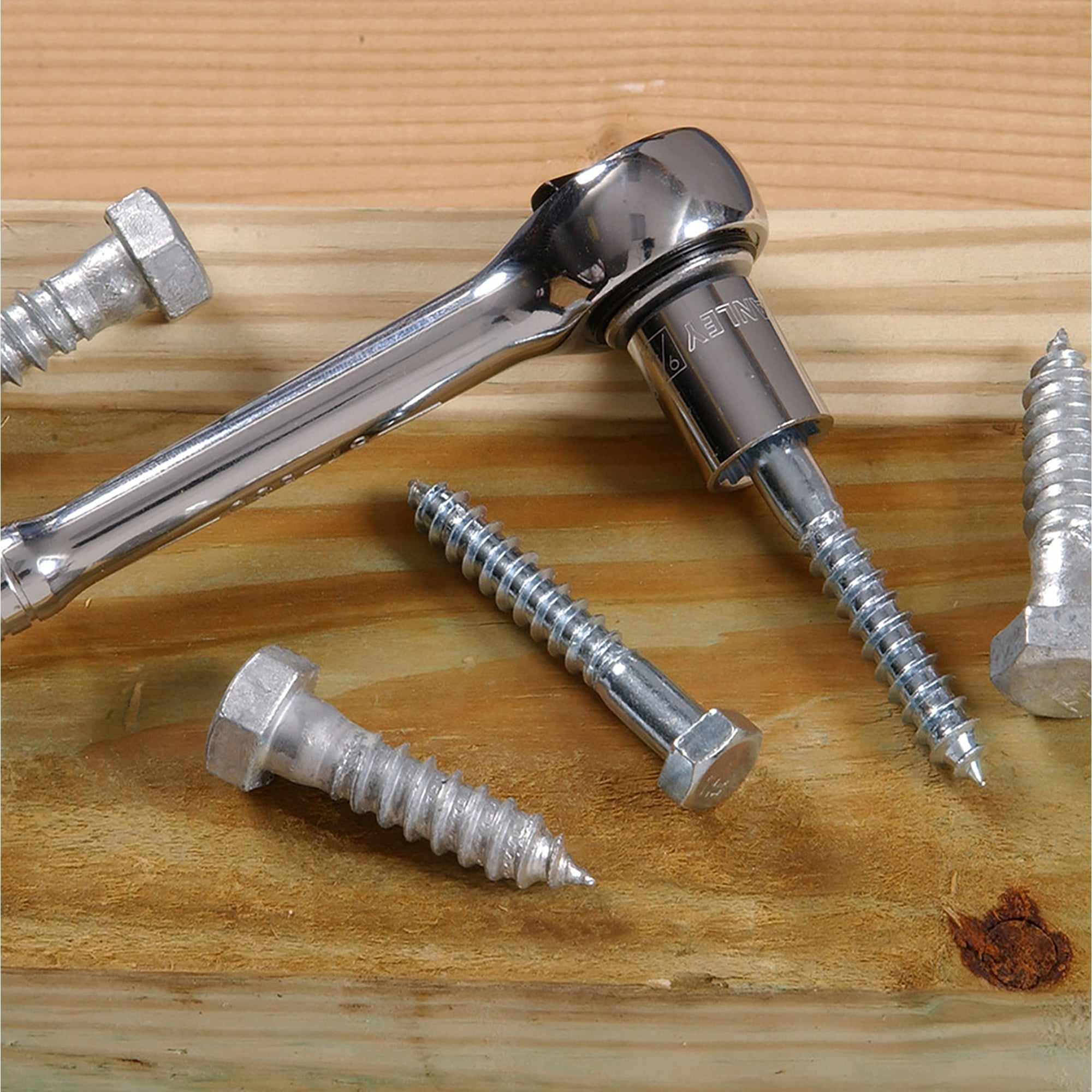 (4 pack) Hillman Lag Screws, 1/4" x 2-1/2", Steel, Zinc, Interior Screws, Hex, Silver, 3 pack