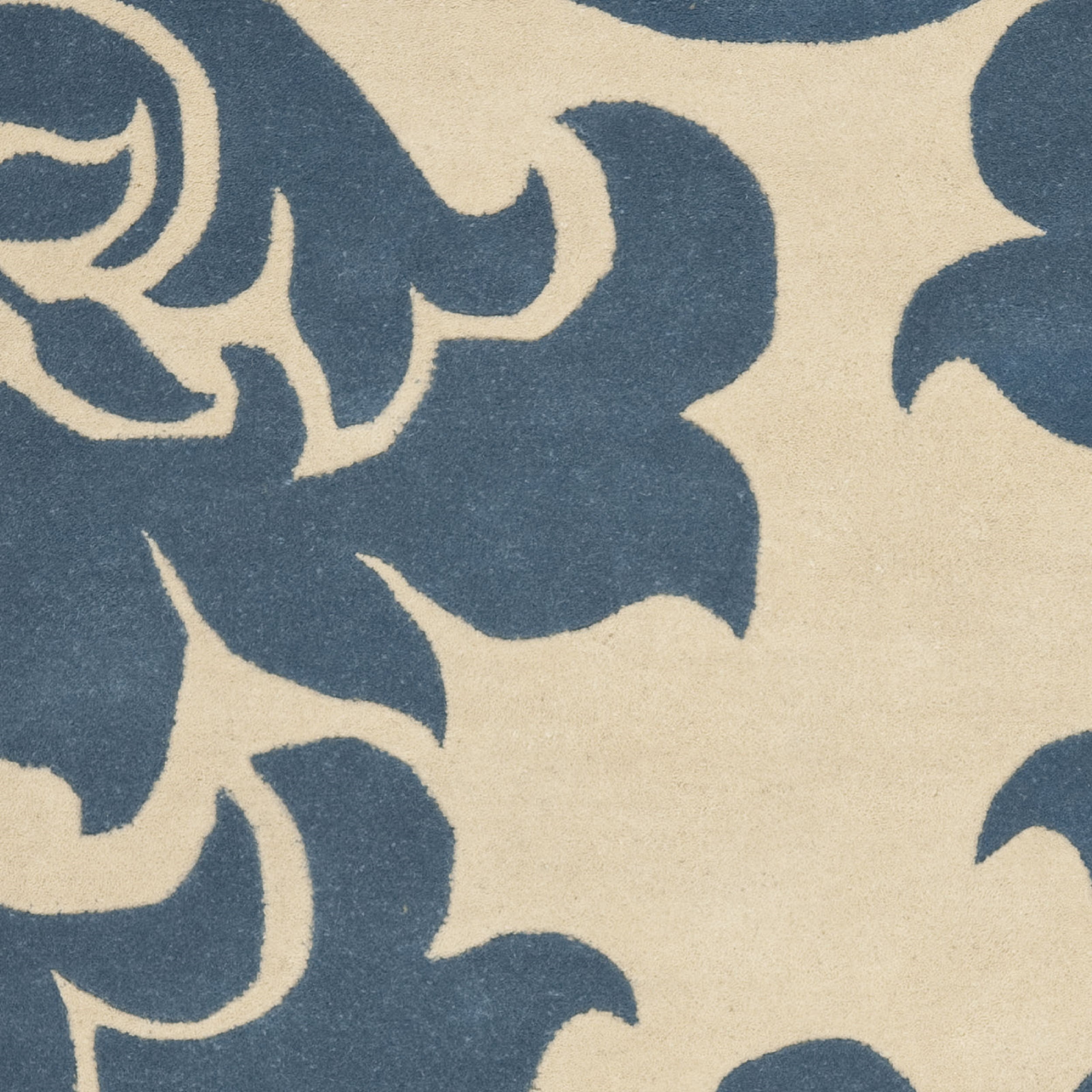 SAFAVIEH Martha Stewart MSR4546A Handmade Blue Suede Rug