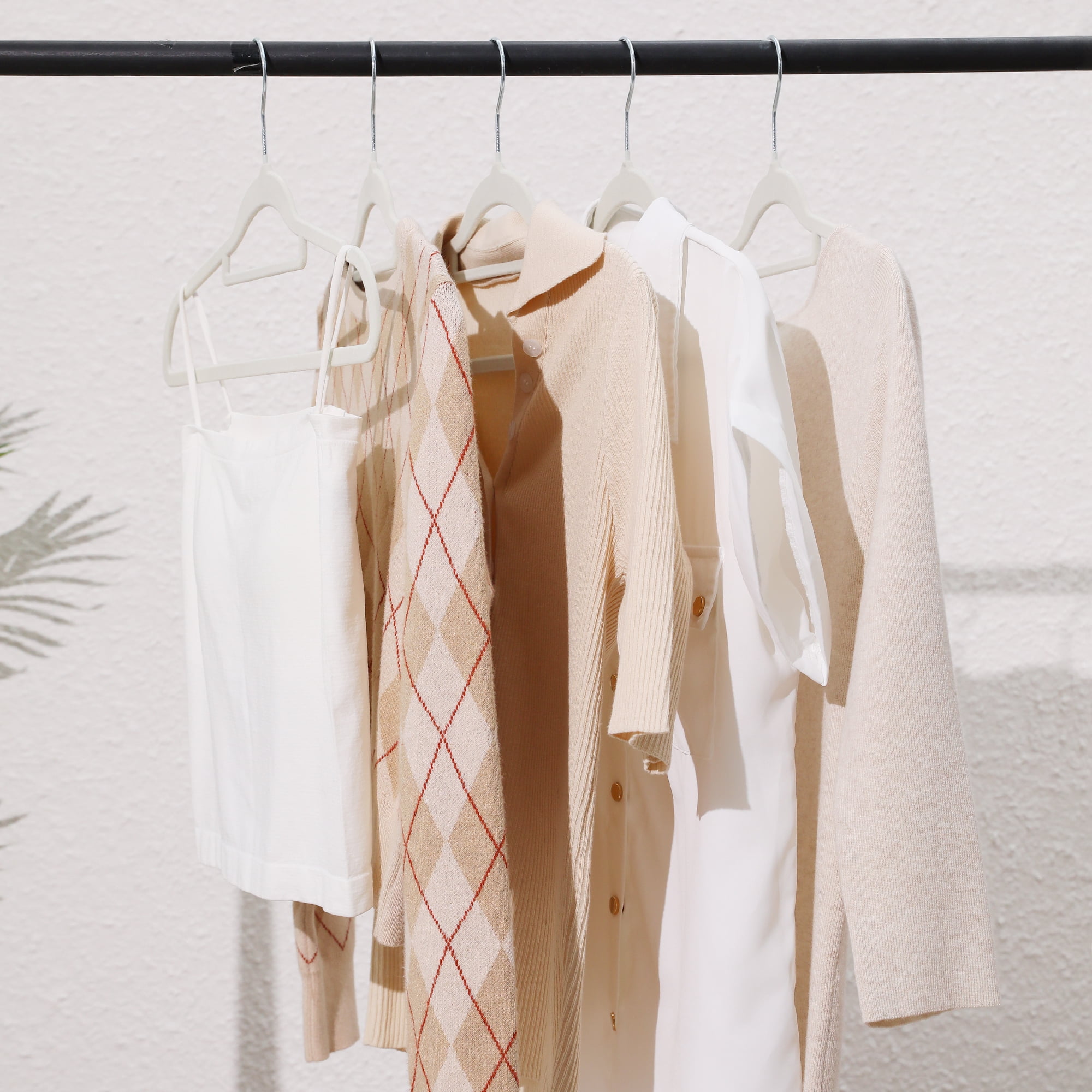 Unique Bargains Non-Slip Velvet Hangers for Closet Organization 10 Pcs Beige