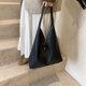 thumbnail image 3 of Bolso Hombro Elegante Mano Informal Hobo Color Sólido PU para Mujer, 3 of 9