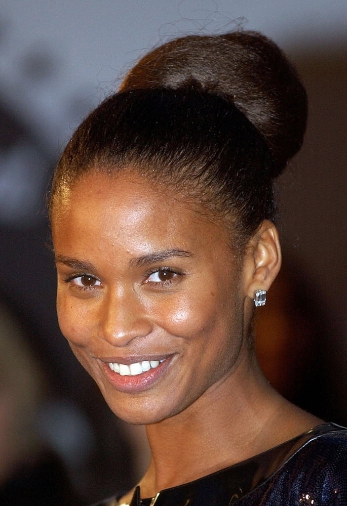 Joy Bryant At Arrivals For Paramount And Dreamworks Official Golden