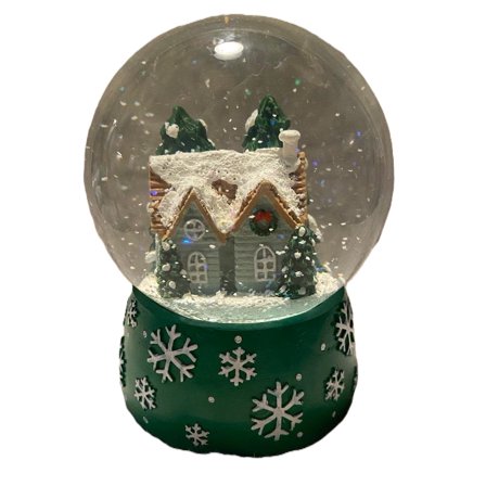 Yankee Candle Snow Globe Wonderland Collection - 2022 Holiday Snow Globe Collectable