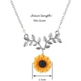 thumbnail image 3 of Collar con colgante de girasol, cadena de hojas de perlas, gargantilla hecha a mano de resina bohemia para mujeres y niñas, 3 of 7