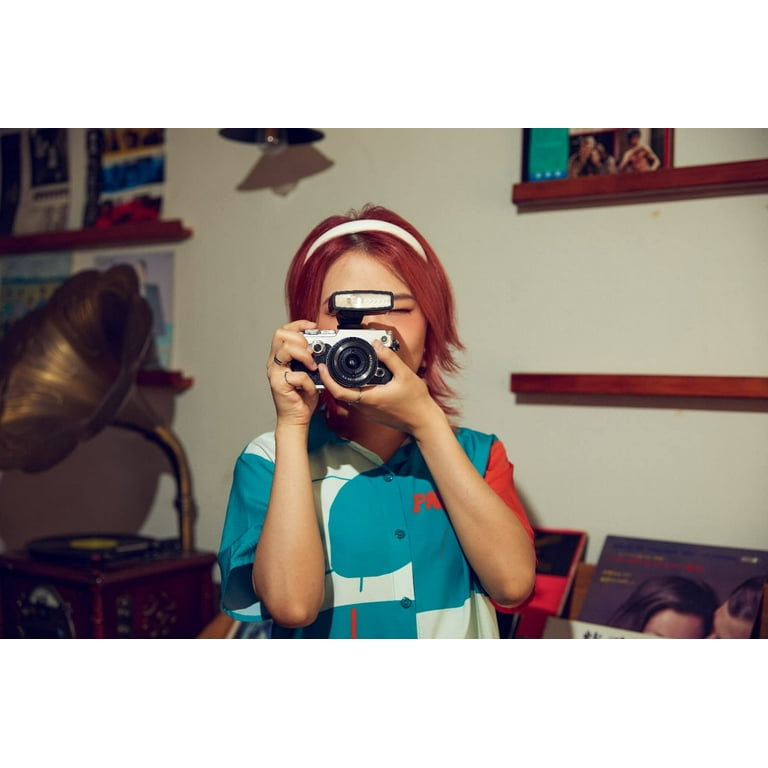 Godox Lux Junior Retro Camera Flash, 6000 K ± 200 K,28mm Focal Length