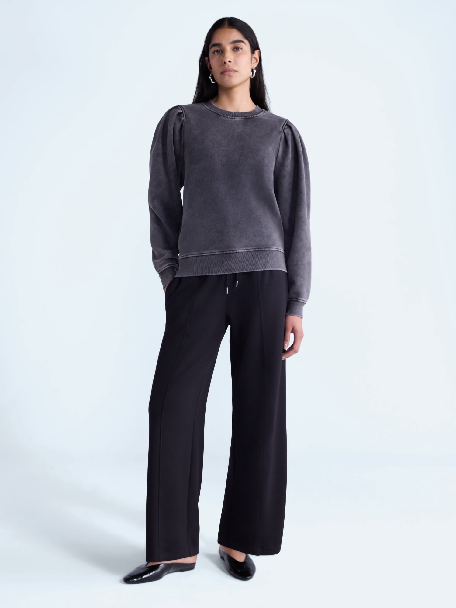 Scoop Women’s and Women's Plus Pleat Shoulder Sweatshirt, Sizes XS-4X
