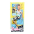 thumbnail image 1 of Muñeca Barbie Fashion & Beauty Día de Yoga Varios Modelos 1 pza, 1 of 4