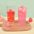 thumbnail image 4 of Máquina para hacer hockey sobre hielo con forma de fresa y tapa, apta para whisky, cócteles y bebidas caseras, mantiene las bebidas frías., 4 of 5