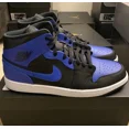 thumbnail image 1 of Ni - ke Ni - ke Air Jordan 1 Mid Black/Hyper Royal-White Mens Size 17 | 554724-077, 1 of 5