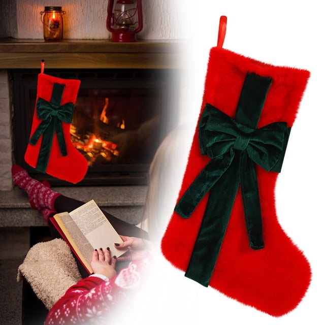 Décorations de Noël Hangs Bas de Noël Rouges, Ornements Suspendus pour Cheminée de Noël, Chaussettes en Peluche avec Nœud en Velours Rouge pour Famille, Décorations de Vacances de Noël