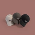thumbnail image 4 of Gorra de béisbol bordada, sombrero informal de color sólido para papá, sombrero para el sol ajustable transpirable para uso diario de mujeres, 4 of 4