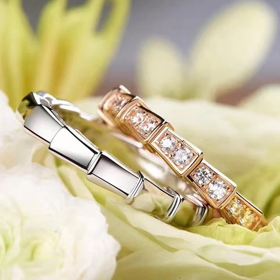 Vintage Punk Style Snake Ring Female Fashion Rose Gold/Silver Crystal Ring Couple Girlfriend Gift Jewelry