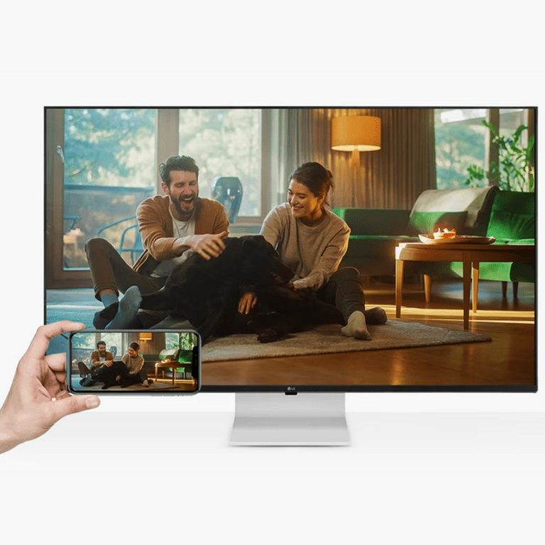 LG 42.5 inch WIDE 4K HDR IPS Smart Monitor 43SQ700S with LG 42.5 inch WIDE 4K HDR IPS Smart Monitor 43SQ700S with