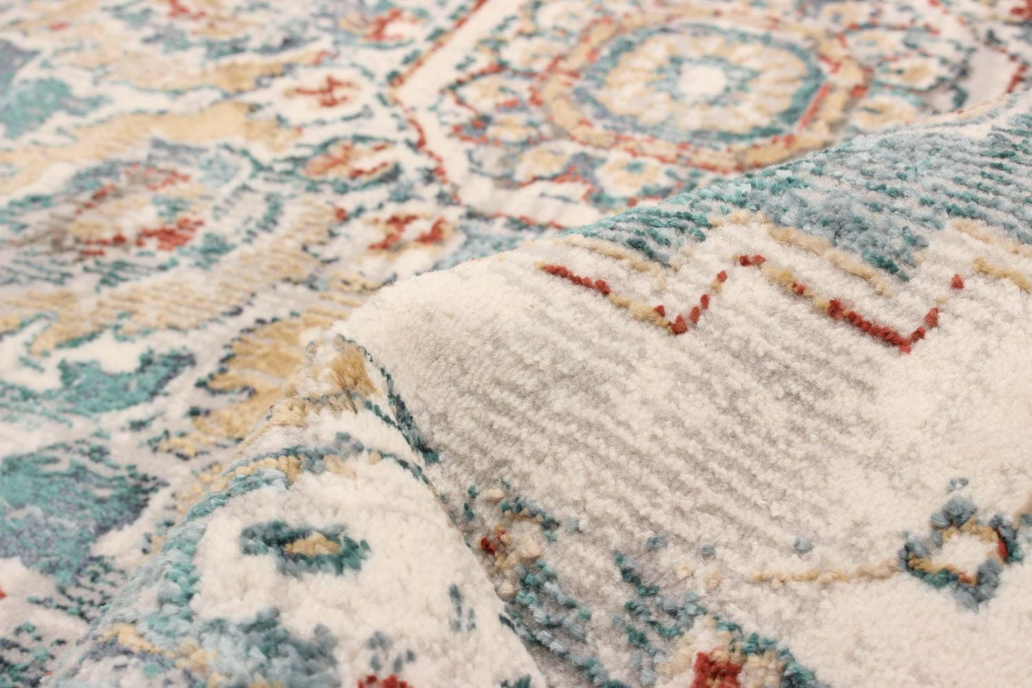 ECARPET Legacy Traditional Area Rug for living room, bedroom, dining room, entrance, hallway and more.