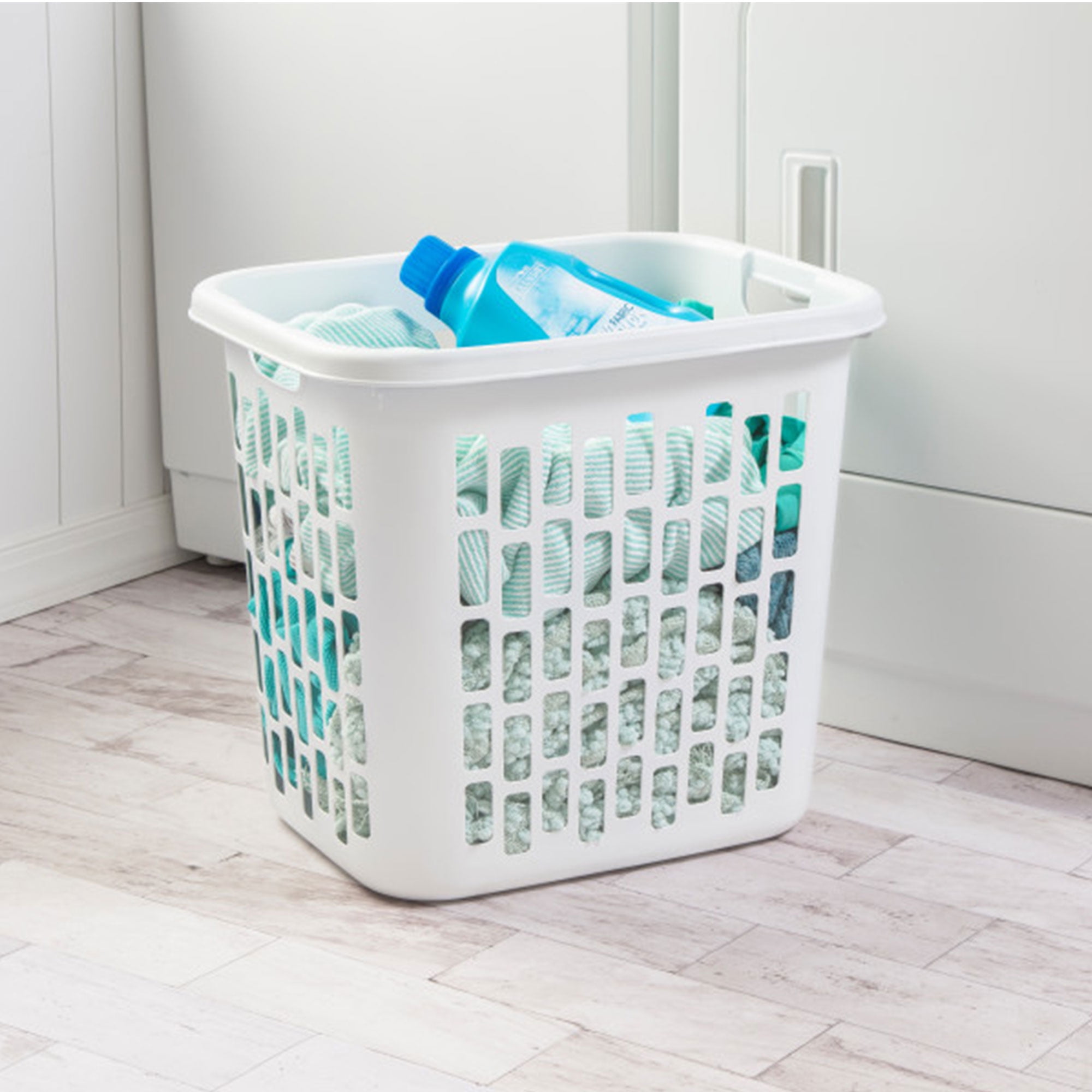 Sterilite Ultra Easy Carry Dirty Clothes Laundry Basket Hamper, (8 Pack)