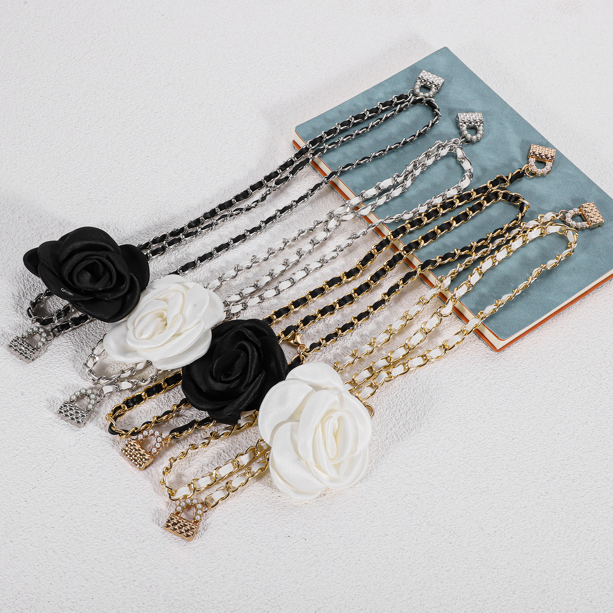 Unique Bargains Flower Adjustable Waist Belt with Adjustable Clasp Design Gold Tone, White