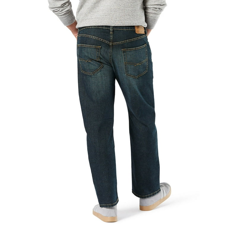 Signature by Levi Strauss & Co.® Men's Relaxed Fit Jeans