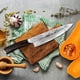 thumbnail image 2 of Paquete de 2 Cuchillos de Chef Japoneses, Acero Inoxidable Alto Carbono, Ultra Afilados con Mango Ergonómico y Patrón Martillado Irregular para Cortar y Rebanar, 2 of 6