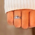 thumbnail image 4 of Anillo de plata esterlina S925 con diamantes en fila, anillo de personalidad simple a la moda, anillo de cola de circón para mujer, joyería, 4 of 4