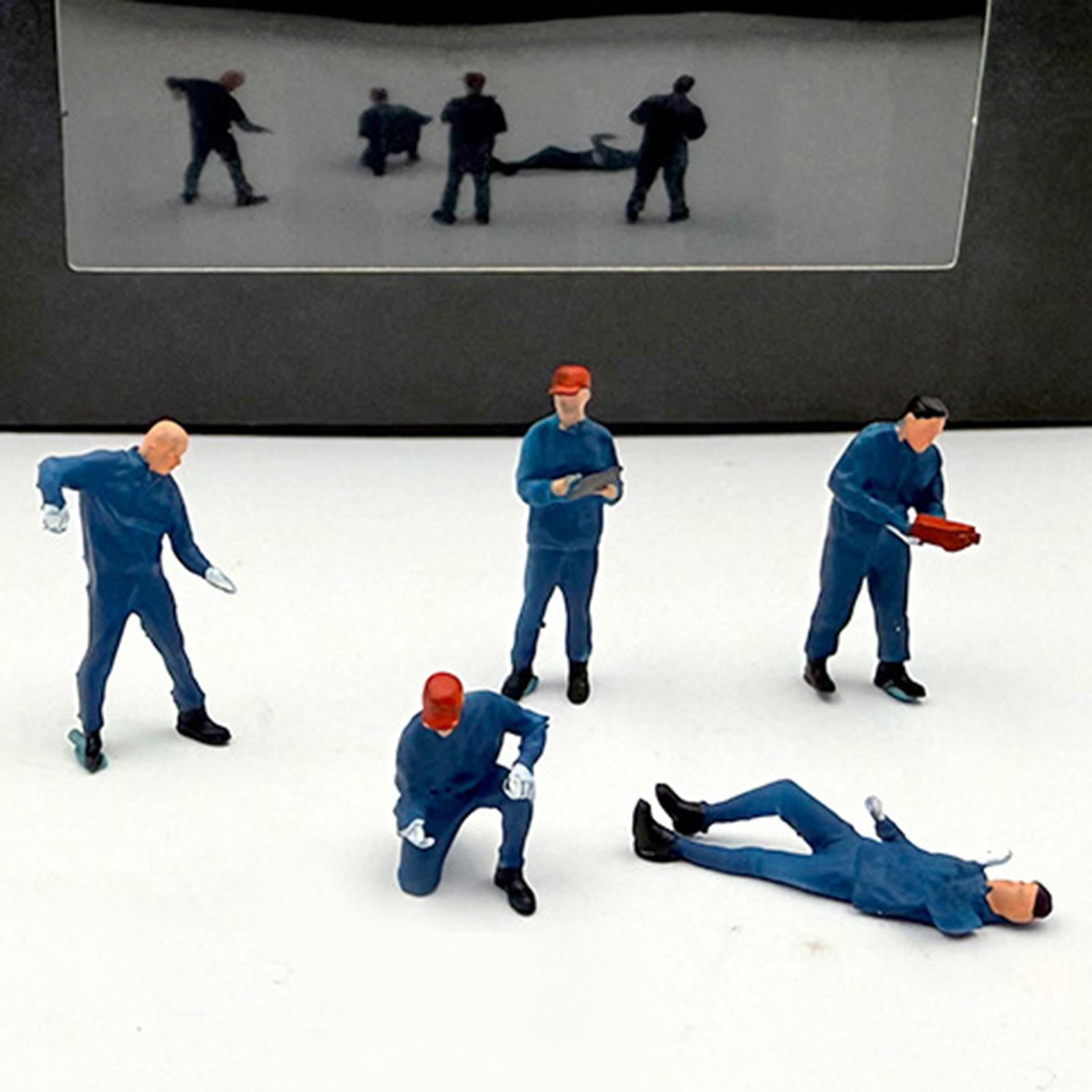 5 Pieces Miniature People Figures 1:64 Scale Diorama Collectible Resin Material for Model Enthusiasts and DIY Projects