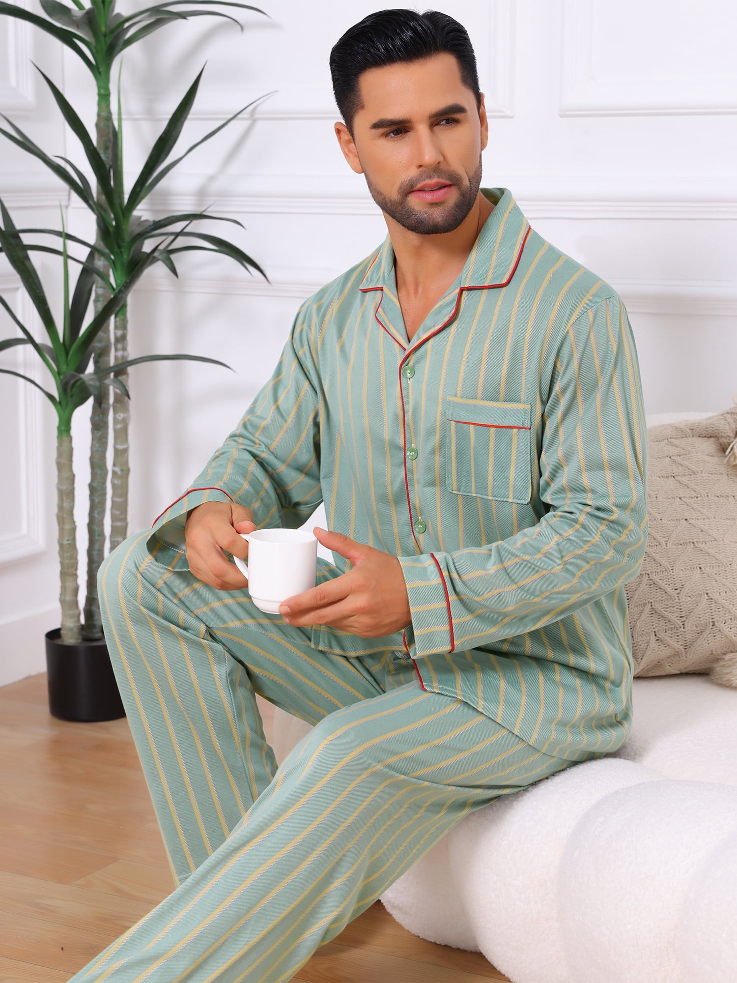DARING DIVA Men's 2-Piece Long Sleeve Button Down Pocket Pajamas Set S Light Green