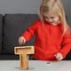 thumbnail image 3 of Lata de ahorro de madera con letras en inglés y cristal transparente., 3 of 6