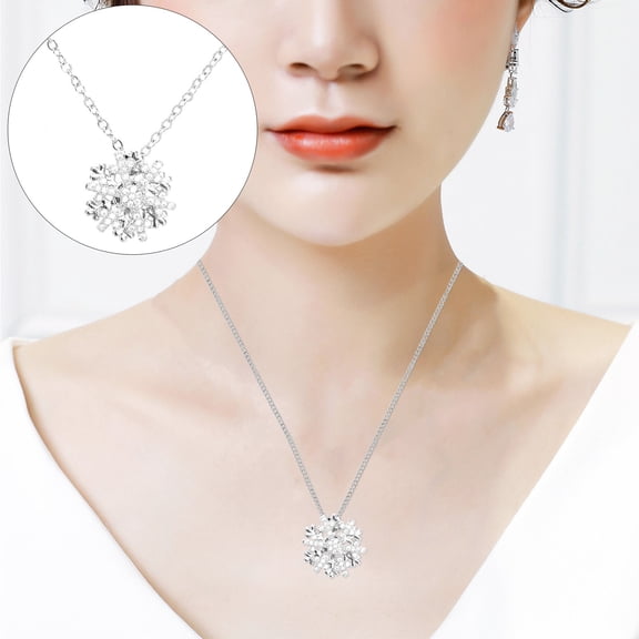 BESTYASH Plated Rhinestone Snowflake Necklace Delicate Crystal Clavicle Chain for Special Events