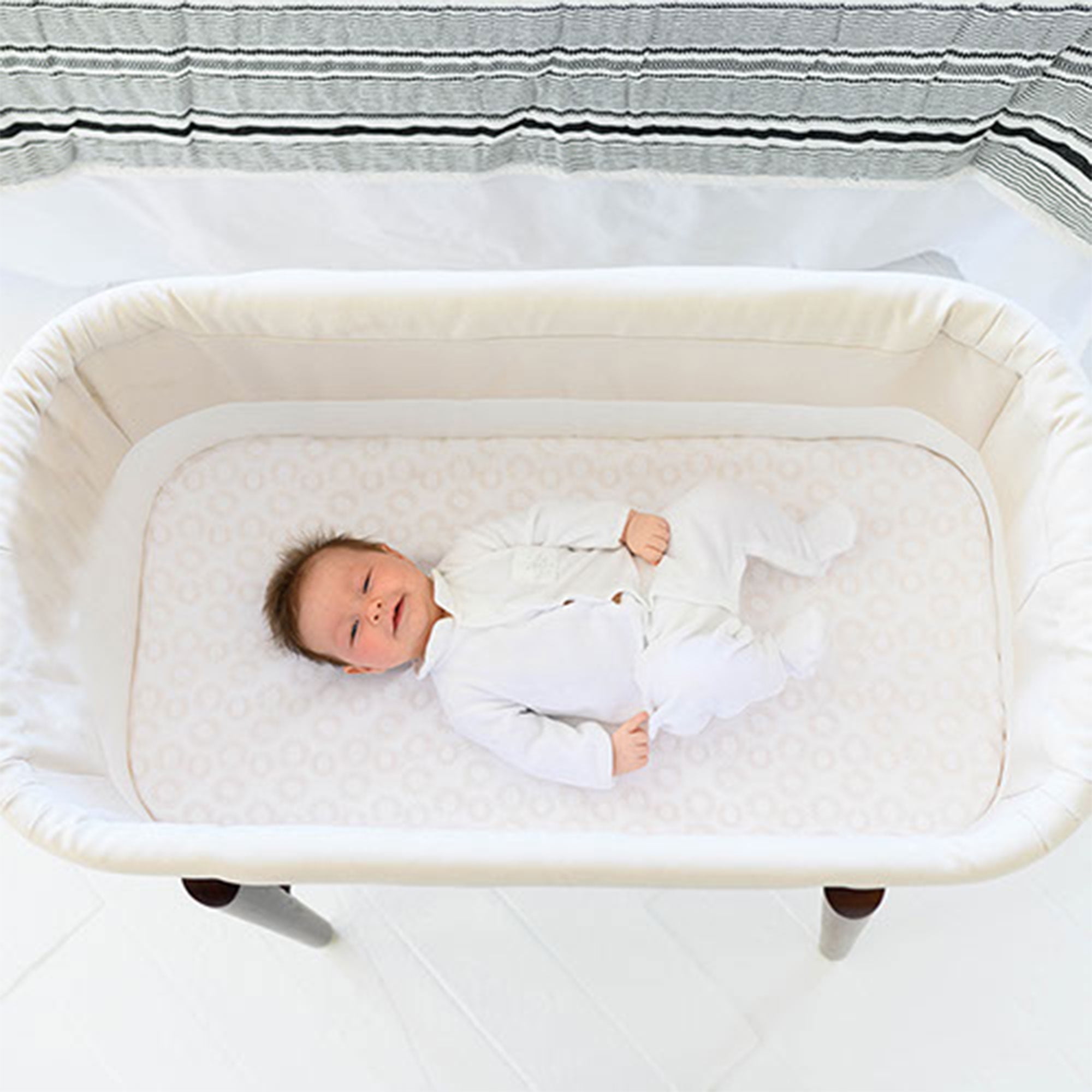 Bliss sova bassinet cheap in irish cream