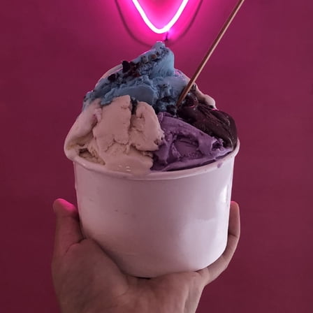 Raindrops Disposable Dessert Cups for Ice Cream Shops and Parties 3oz White Paper Cup