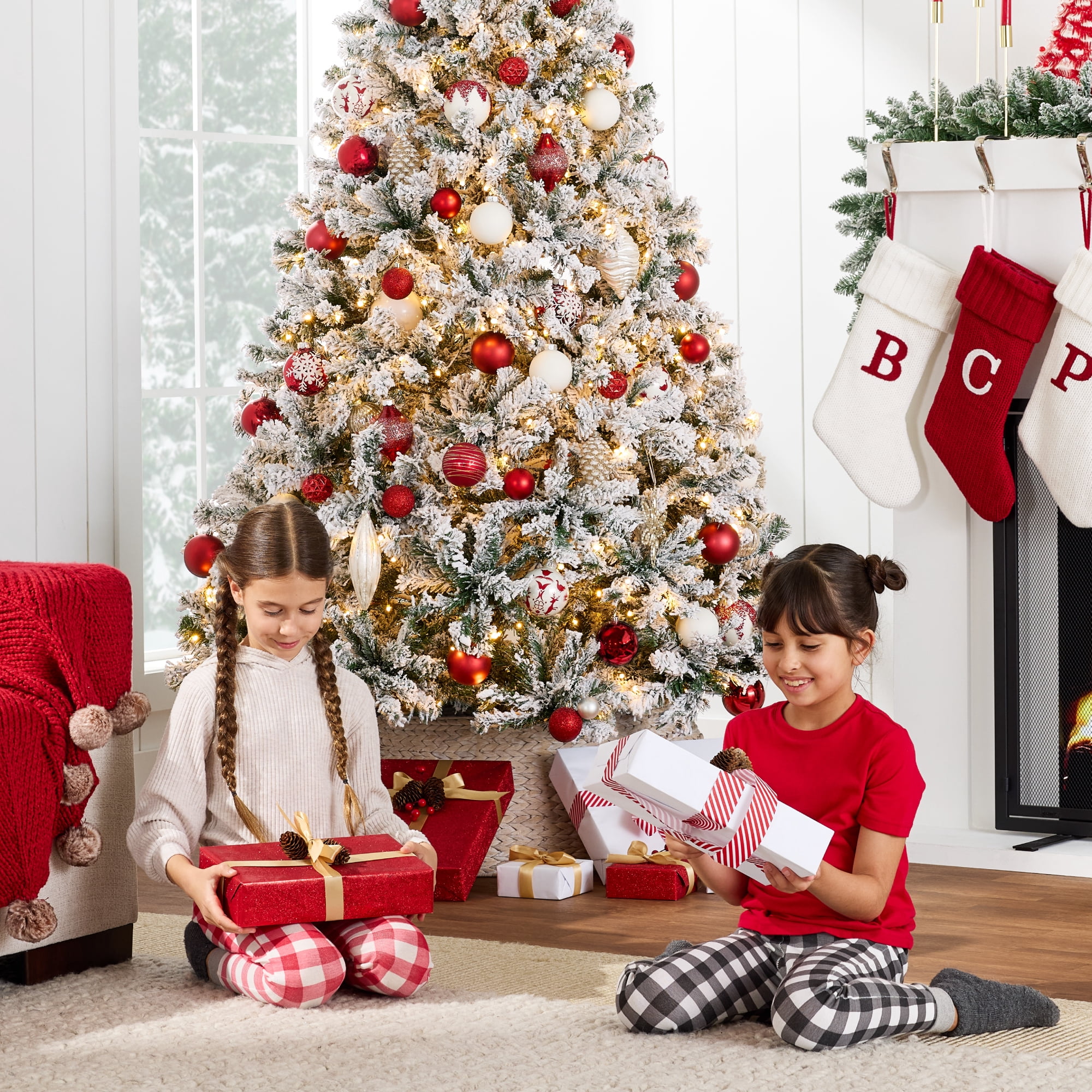 Best Choice Products 4.5ft Artificial Christmas Tree w/ Twinkling Lights, Full Flocked Pre-Lit Pine, 200 Lights
