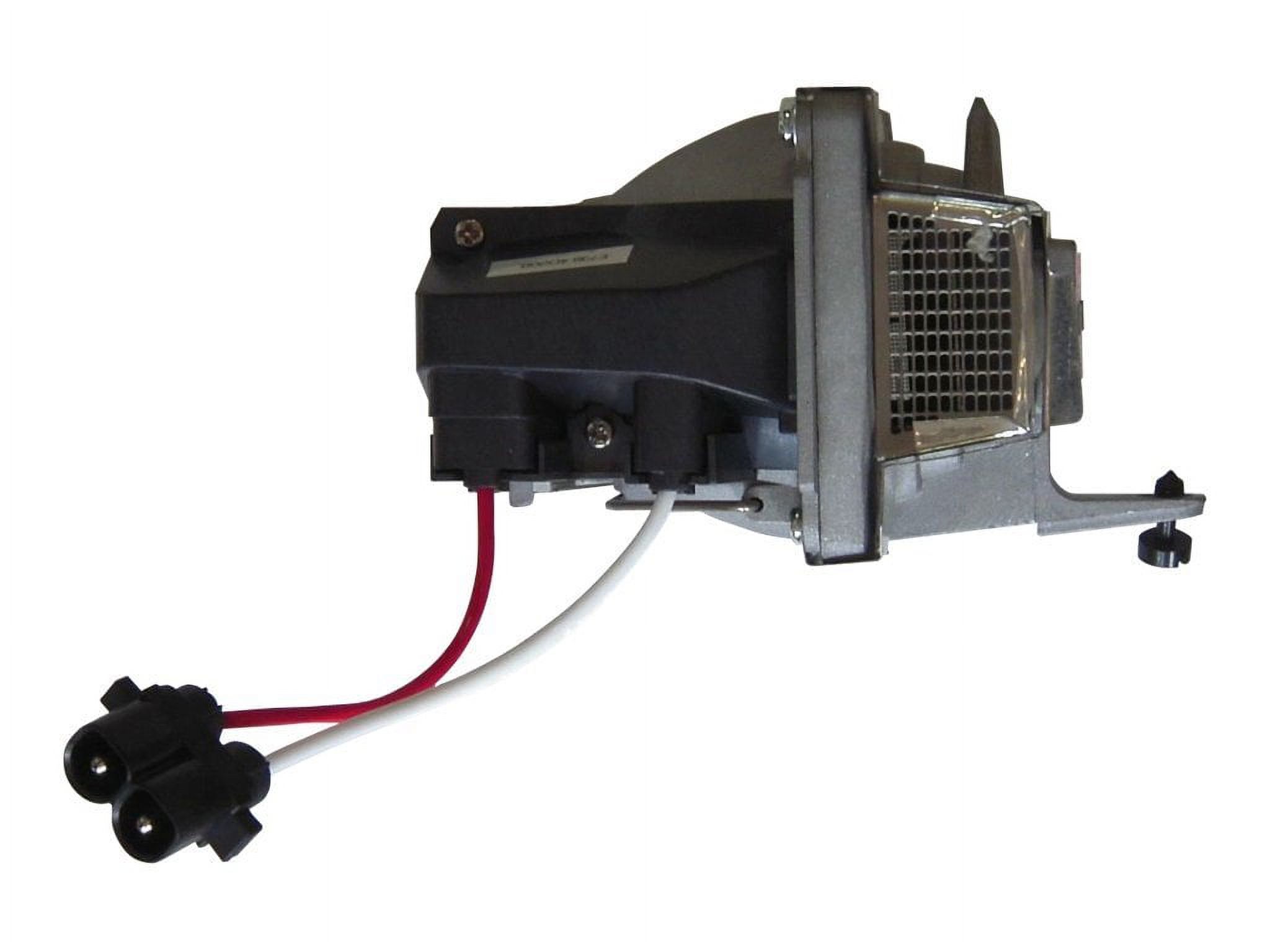 V7 200 W Replacement Lamp for InFocus IN32, IN34, IN34EP Replaces Lamp SP-LAMP-019 - image 3 of 4