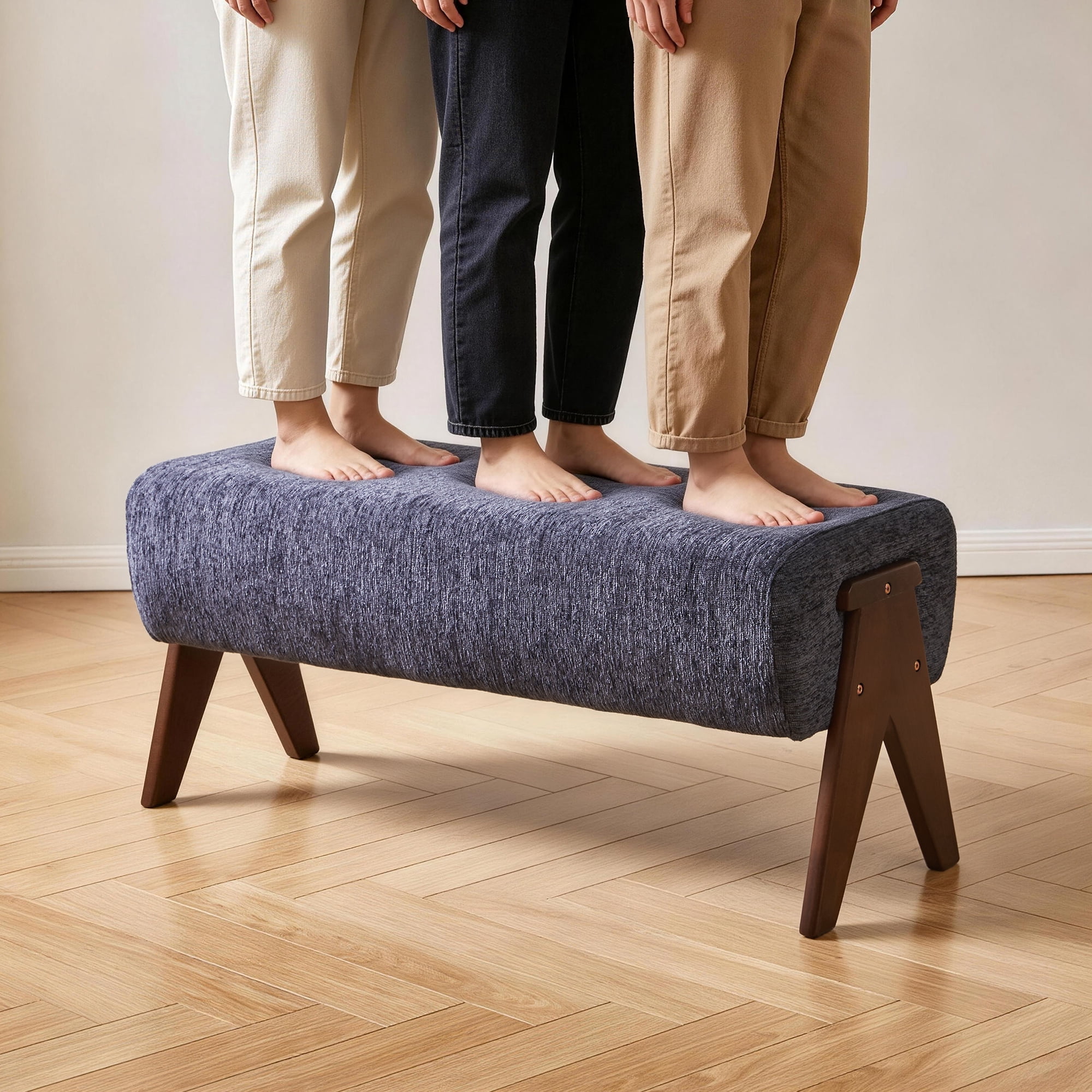 Leumius Chenille Bench,Modern Upholstered with Ergonomic Padded and Solid Wood Legs,Ottoman Bench for Foyer Bedroom Living Space,Entry,Blue