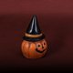 thumbnail image 5 of Mini cabeza de calabaza artesanal de resina con sombrero, adorno de Halloween, miniatura de jardín para fiesta de Halloween, 1 ud., 5 of 5