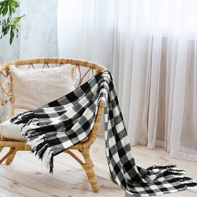 Black and white online tassel throw blanket