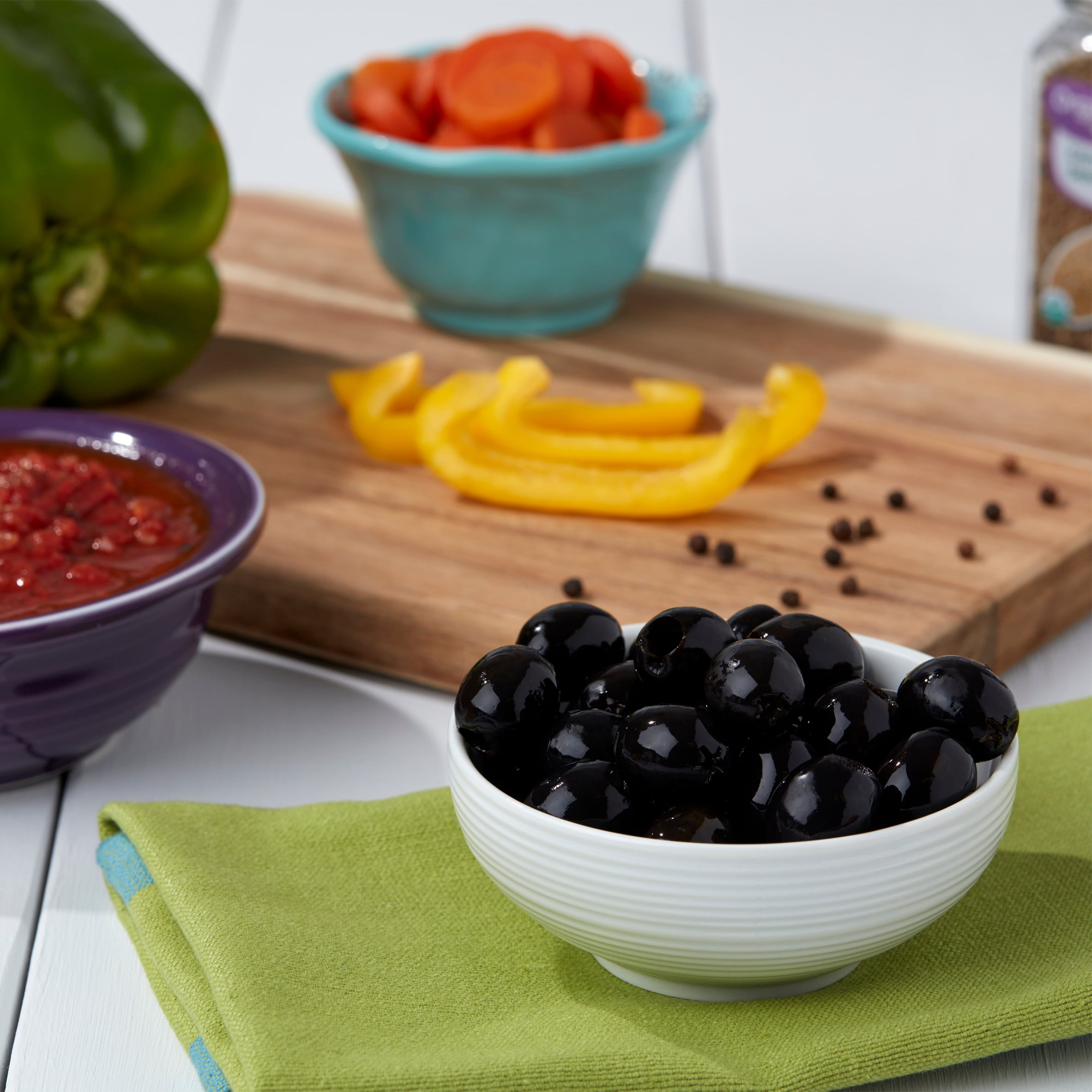 Great Value Medium Pitted Black Olives, 6 oz, 4 Count. Major Allergens Not Contained. Gluten Free.