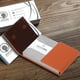 thumbnail image 5 of Estuche portátil multiusos de cuero PU para almacenamiento de tarjetas de cigarros y cigarrillos (naranja), 5 of 11
