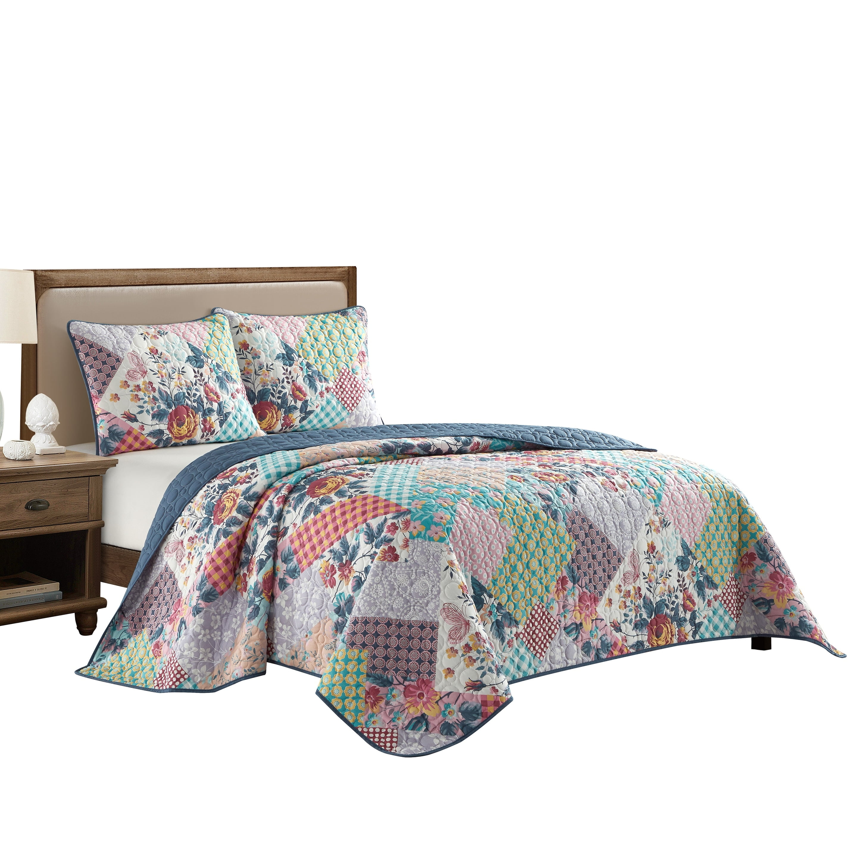 Nanshing Brenda Multicolor Polyester Patchwork Quilt with Shams, Queen