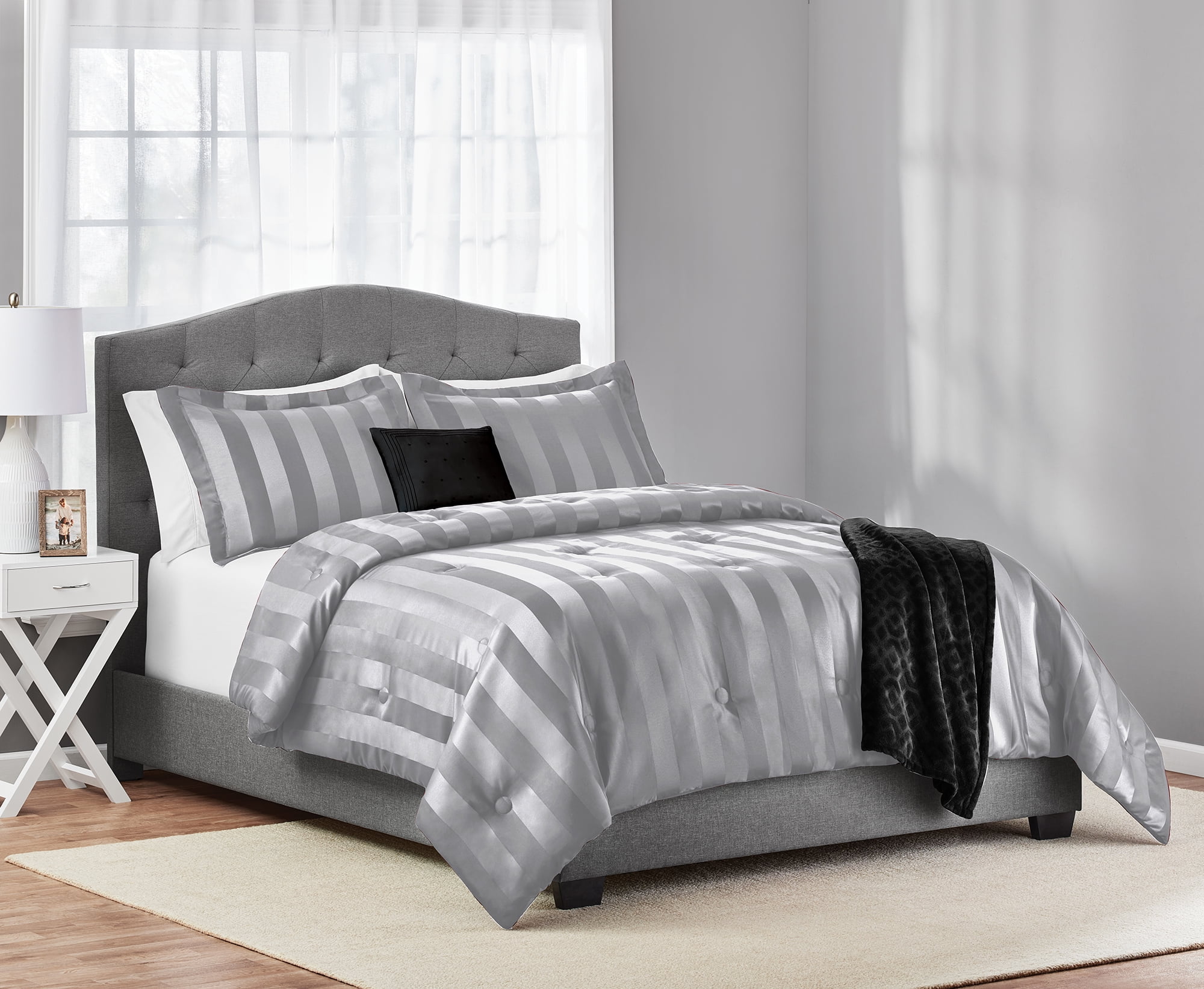 Mainstays 5-Piece Grey Damask Stripe Comforter Set, Full/Queen