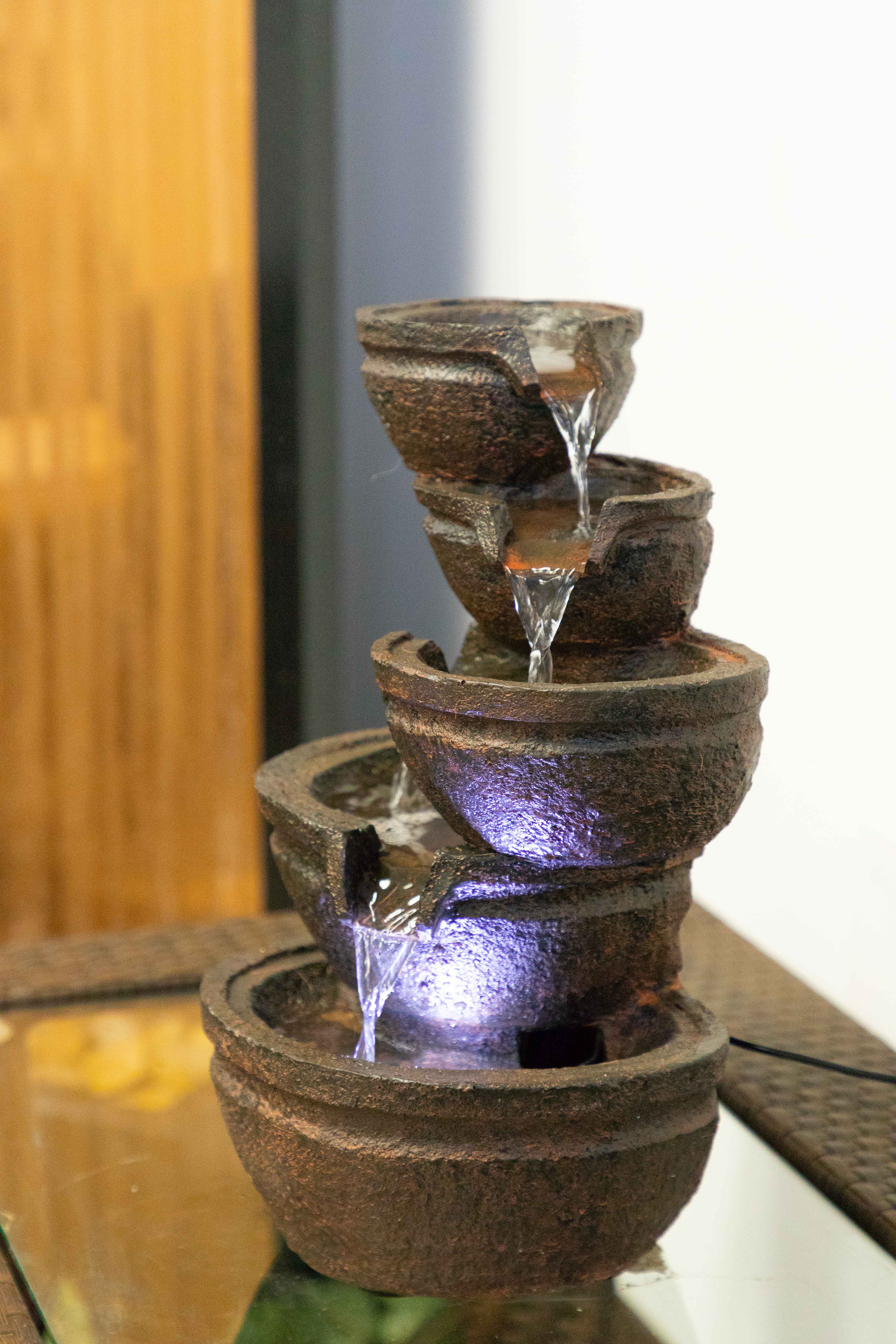 Alpine Corporation 3Tiered Bowls Tabletop Fountain with LED Lights