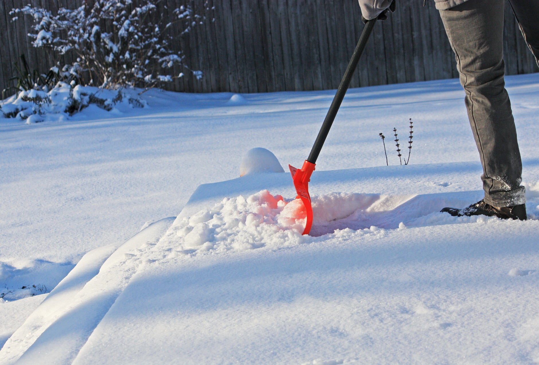 EMSCO - Bigfoot 21" Roller Snow Shovel - Metal Handle - Large D-Grip