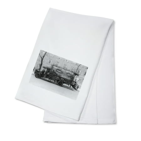 Christmas Post Office - Post Office Truck Decorated for Christmas Photograph (100% Cotton Kitchen Towel)